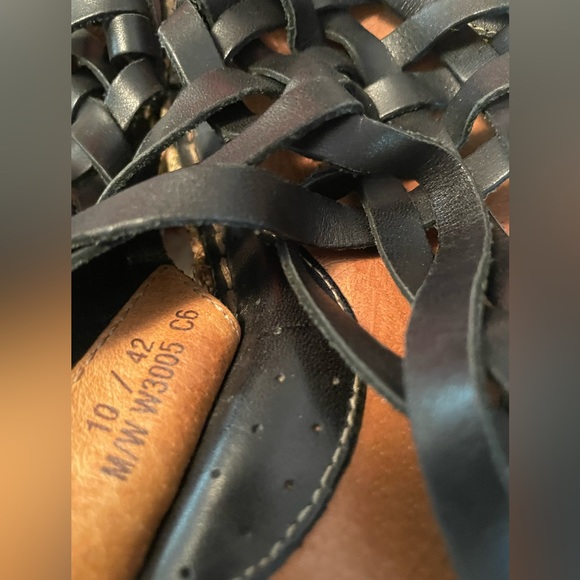 Born sandals black leather straps wedge heels - Picture 5 of 5